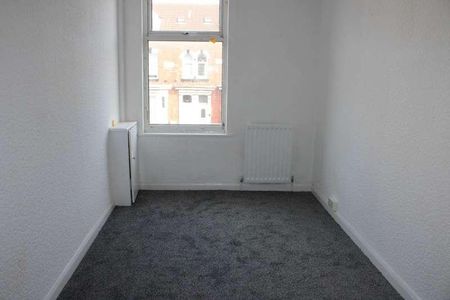 Stockton Road, Hartlepool, TS25 - Photo 3