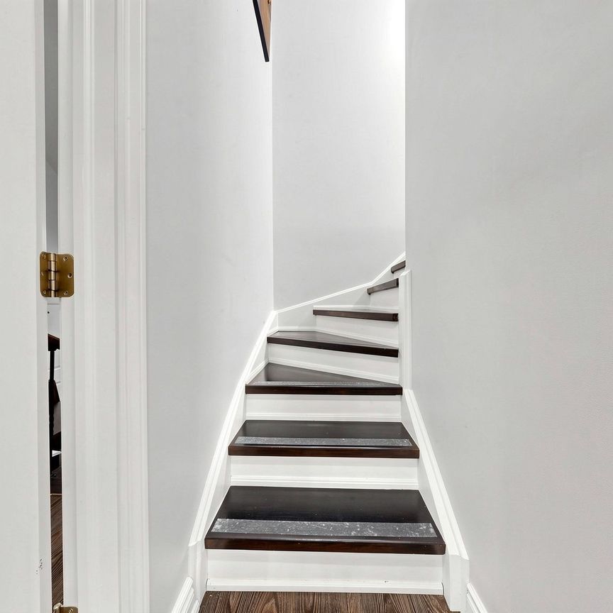 For Lease - 2774 Quill Crescent Unit# Upper, Mississauga, Ontario - Photo 1