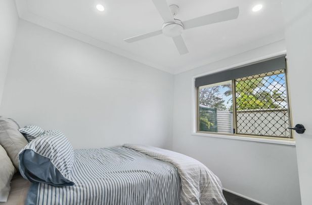 Freshly Renovated Family Home near Wurtulla Beaches - Photo 1