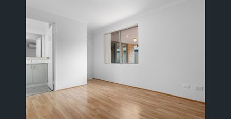 NEAT FAMILY HOME - Photo 2
