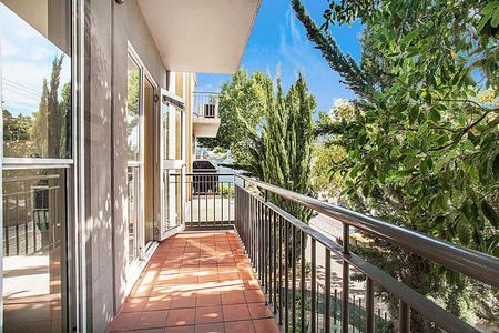 Discover Serene Living on Lygon Street! - Photo 3