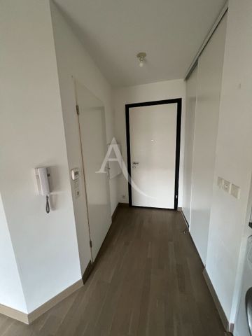 Location Appartement 1 pièce 23m² - Photo 3