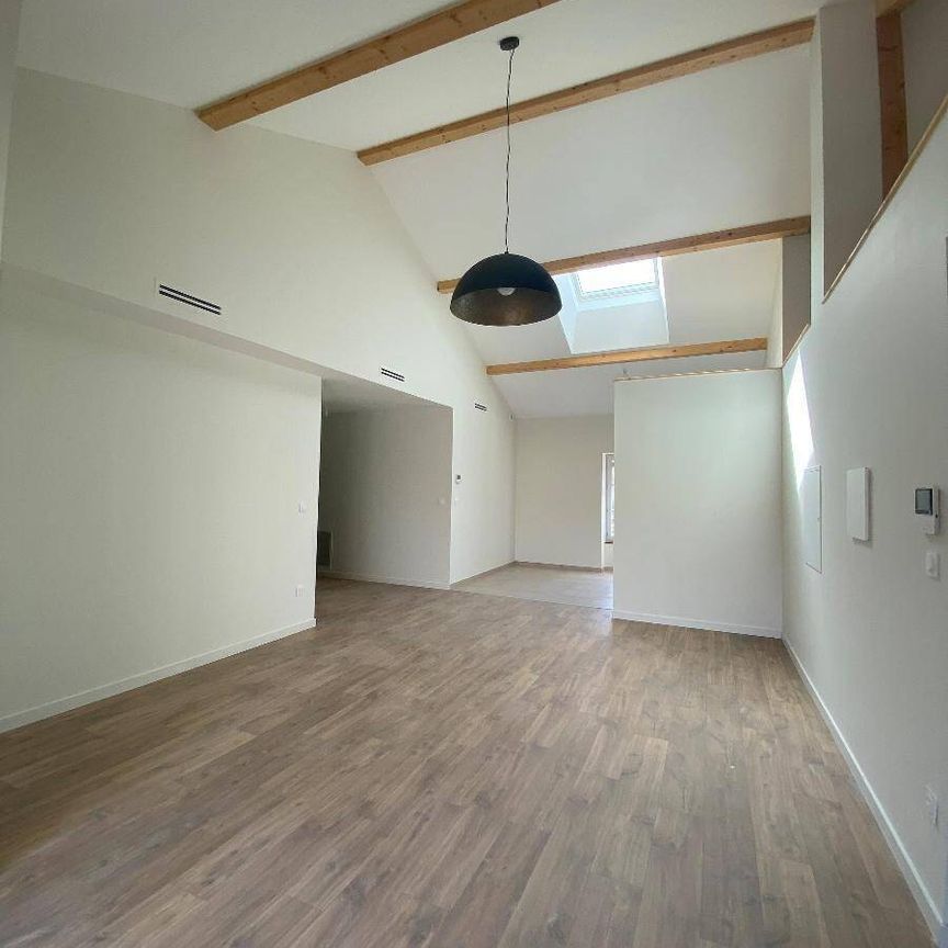 Location appartement bourgeois 4 pièces 96.18 m² à Romans-sur-Isère (26100) 4 - Photo 1