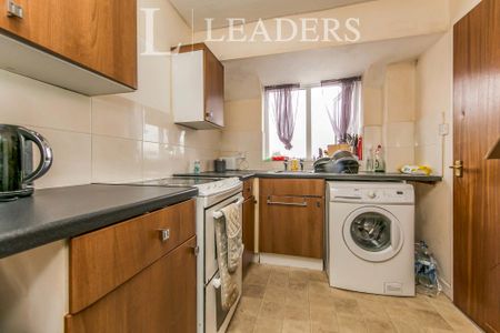 1 bedroom apartment to rent Hythe Hill, Colchester, Essex, CO1 - Photo 3