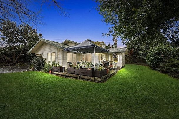 Waiuku, 3 bedrooms - Photo 1