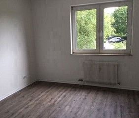 Individuelle 3-Zimmer-Wohnung mit Balkon sucht Mieter - Photo 1