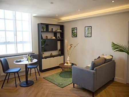 Apt 0106, Live Oasis Eastgate - Photo 2