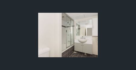 Bright, Stylish & Effortless Living Moments from the CBD - Photo 3