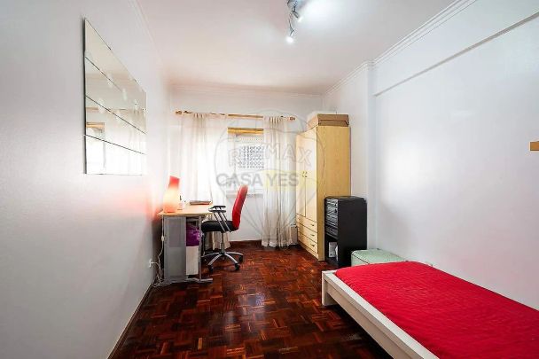 Apartment T2 in Odivelas, Odivelas - Photo 1