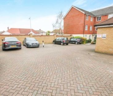 Price £1,650 pcm - Available Now - Part Furnished - Photo 6