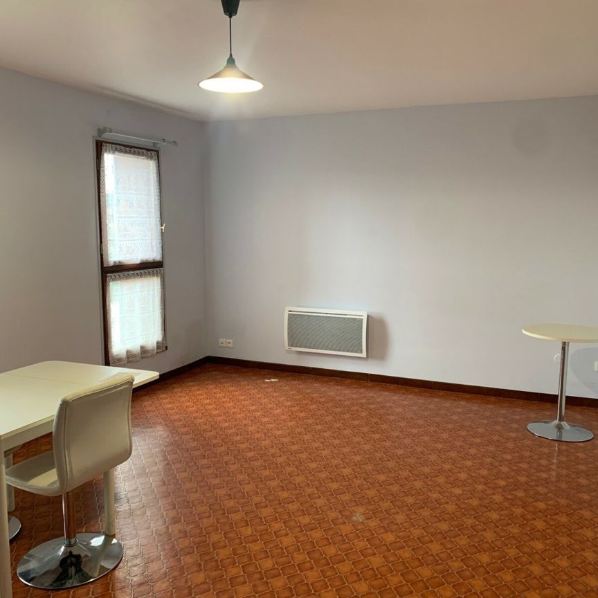 Location Appartement 1 pièce 34m² CAHORS 46000 - Photo 1