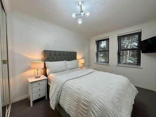 Marks Court, Southend On Sea, Essex, SS1 - Photo 1