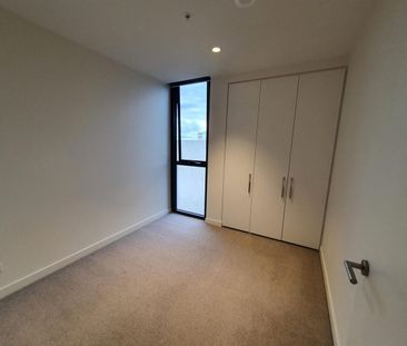 City Views UNfurnished Apartment - Photo 3