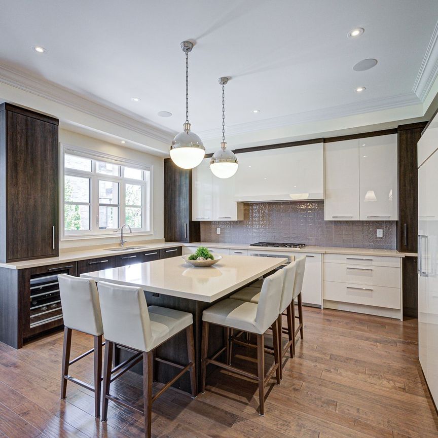 For Lease - 343 Tudor Avenue, Oakville, Ontario - Photo 1