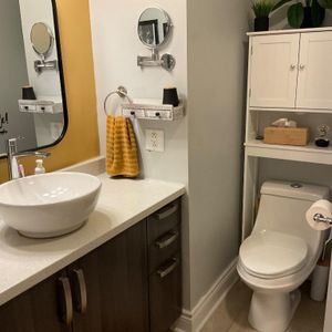 MÉTRO LAVAL 31/2 HAUT DE TRIPLEX LIBRE LE 1er AVRIL - Photo 2