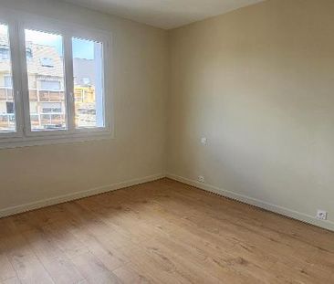 Location Appartement 2 pièces 48m² BRIVE LA GAILLARDE 19100 - Photo 3