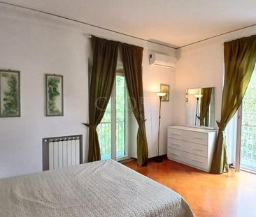 Parioli: Luminous 2 bedroom , double living room, kitchen, bathroom... - Photo 5