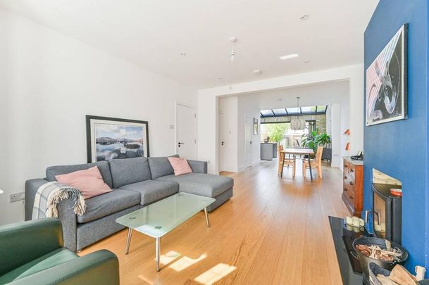 5 bedroom terraced house to rent - Photo 1