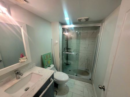 For Lease - 11 Mugford Crescent Unit# Lower, Brampton, Ontario - Photo 2