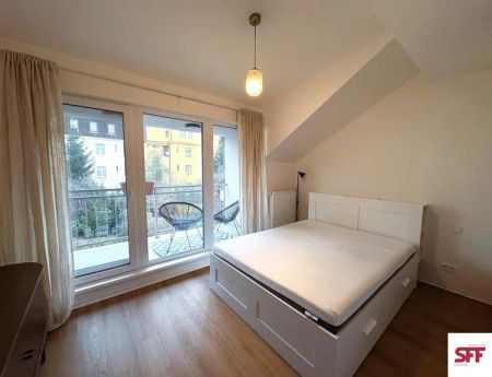 Moderně zařízený mezonetový byt 3+kk o celkové ploše 80 m - Фото 5