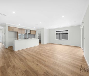 Perfect Blend of Comfort, Style, and Functionality 4 Bedroom - Photo 1