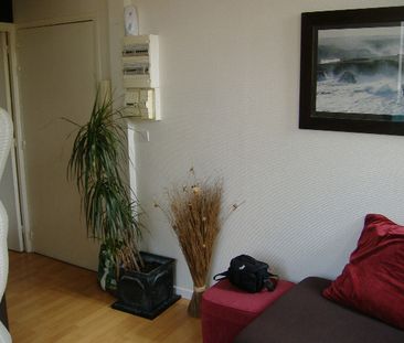 NOUVEAU ! Agréable T2 à TOURCOING proche MOUVAUX. - Photo 2