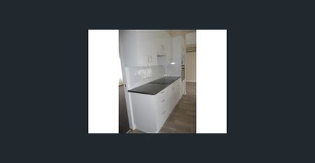 Beautiful Three Bedroom Home in Chatham - Photo 3