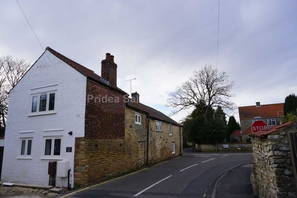 Courtyard Cottage, Bar Lane, Waddington - Photo 1