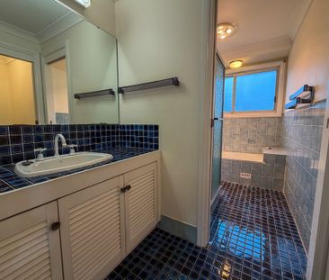 Stylish & Spacious Townhouse Living in Prime South Penrith Location - Photo 6