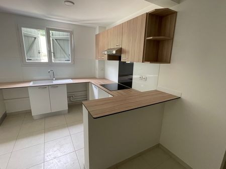 Location Appartement 64.69m² 3 pièces Fort de france - Photo 5