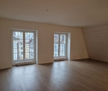 Stilvolle 2.5-Zimmer-Wohnung (73 m2) im Altstadthaus in Solothurn - Photo 2