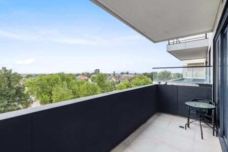 Stylish Apartment in the Heart of Moonee Ponds - Photo 4