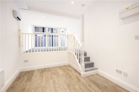 Greenwich South Street, London, SE10 8PP - Photo 3