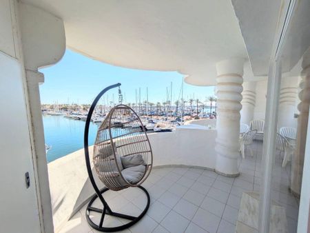 2 room luxury Apartment for rent in Benalmádena, Spain - Photo 2