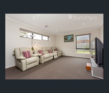 Redefining Luxurious Living - Photo 1