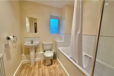 2 bedroom maisonette to rent - Photo 3
