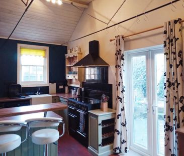 2 bedroom detached house to rent - Photo 3