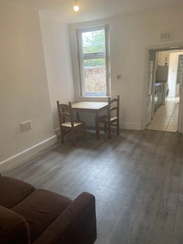 Bulwer Road (3 bed) - Photo 2