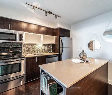 Zip Condos and Lofts , #1002 - Photo 4