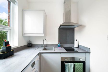 1 bedroom apartment to rent - Photo 3