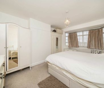 Christian Fields - Photo 5