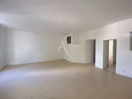 Location Appartement 2 pièces 65m² BEAUFORT EN ANJOU 49250 - Photo 5