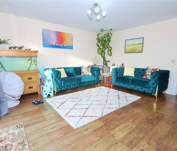 3 bedroom terraced house to rent - Photo 2