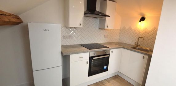 1 bedroom apartment to rent - Photo 2