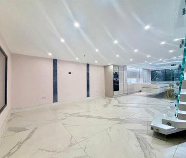 6 bedroom house to rent - Photo 2