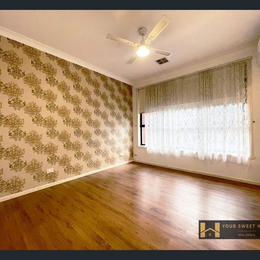 Perfect Family Home in the Heart of Hoppers Crossing - Photo 1