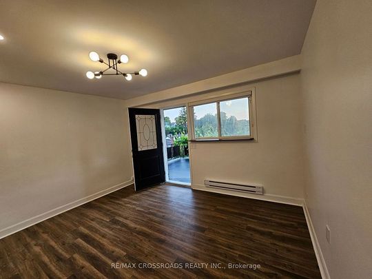 For Lease - 2170B Dufferin Street Unit# Upper Lvl, Toronto, Ontario - Photo 1