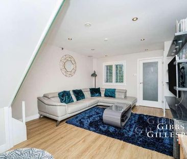 Amberley Way, Uxbridge, UB10 - Photo 3