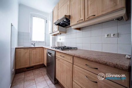 Location AppartementParis 17ème Batignolles - Photo 4
