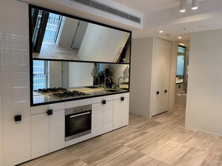 THE QUAY - 1 BEDROOM APARTMENT - Photo 4